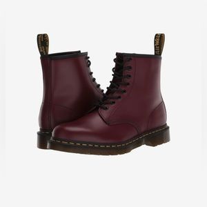 BRAND NEW - Dr. Martens 1460 Smooth Leather Boot